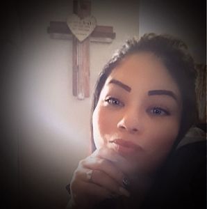 Meet your Posher, Anitra